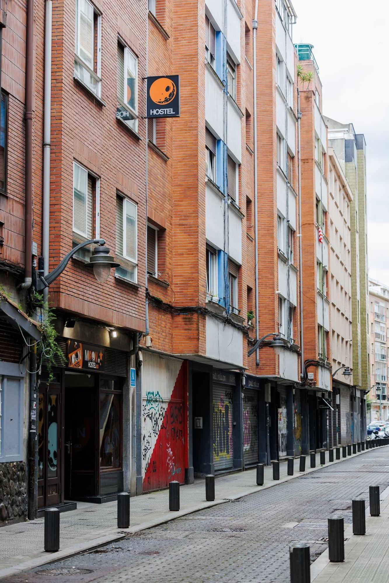 Moon Hostel Bio Bilbao Exterior foto